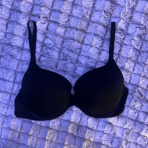 VICTORIA SECRET 34DD